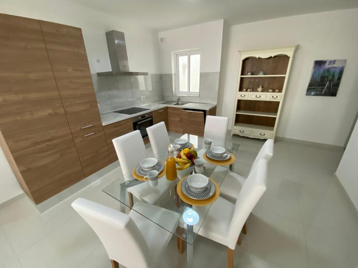 Sunshine Apartments Mellieha - Modern Three Bedroom Ground Floor Apartment With Yard Buitenkant foto